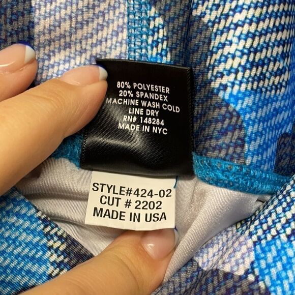 Terez Blue Camo Print Leggings, Size Medium & Large - Picture 5 of 7